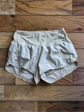 Amazon Essentials Women’s M White High Waisted Running Shorts Lined Zip Pocket